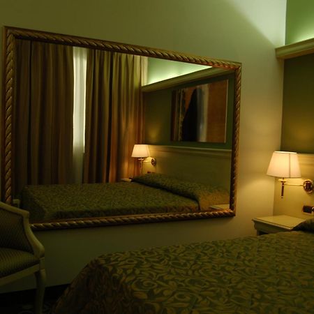 Hm Motelhotel 카스텔라조 보르미다 외부 사진