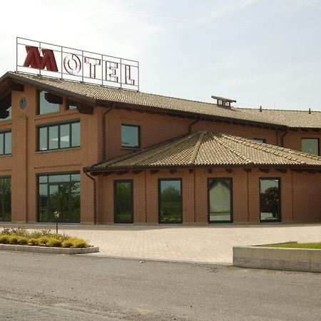 Hm Motelhotel 카스텔라조 보르미다 외부 사진